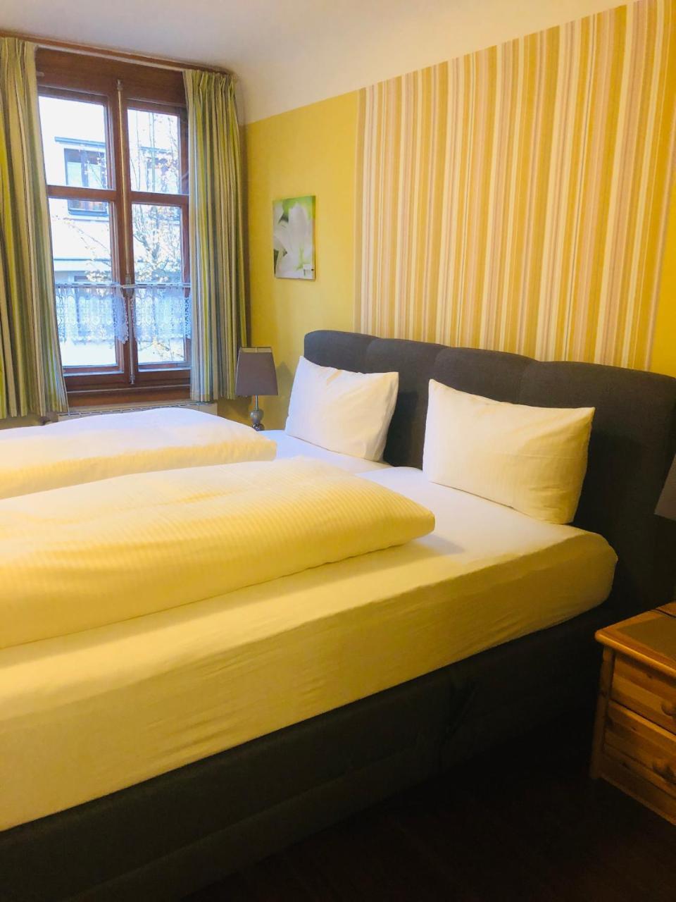 Hotel Zum Fehmelbauer Karlstadt Exterior foto